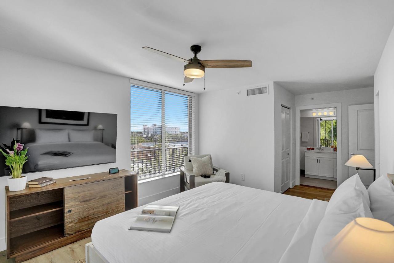 Dharma Home Suites Coral Gables At Gables Grand Plaza Miami Exterior foto