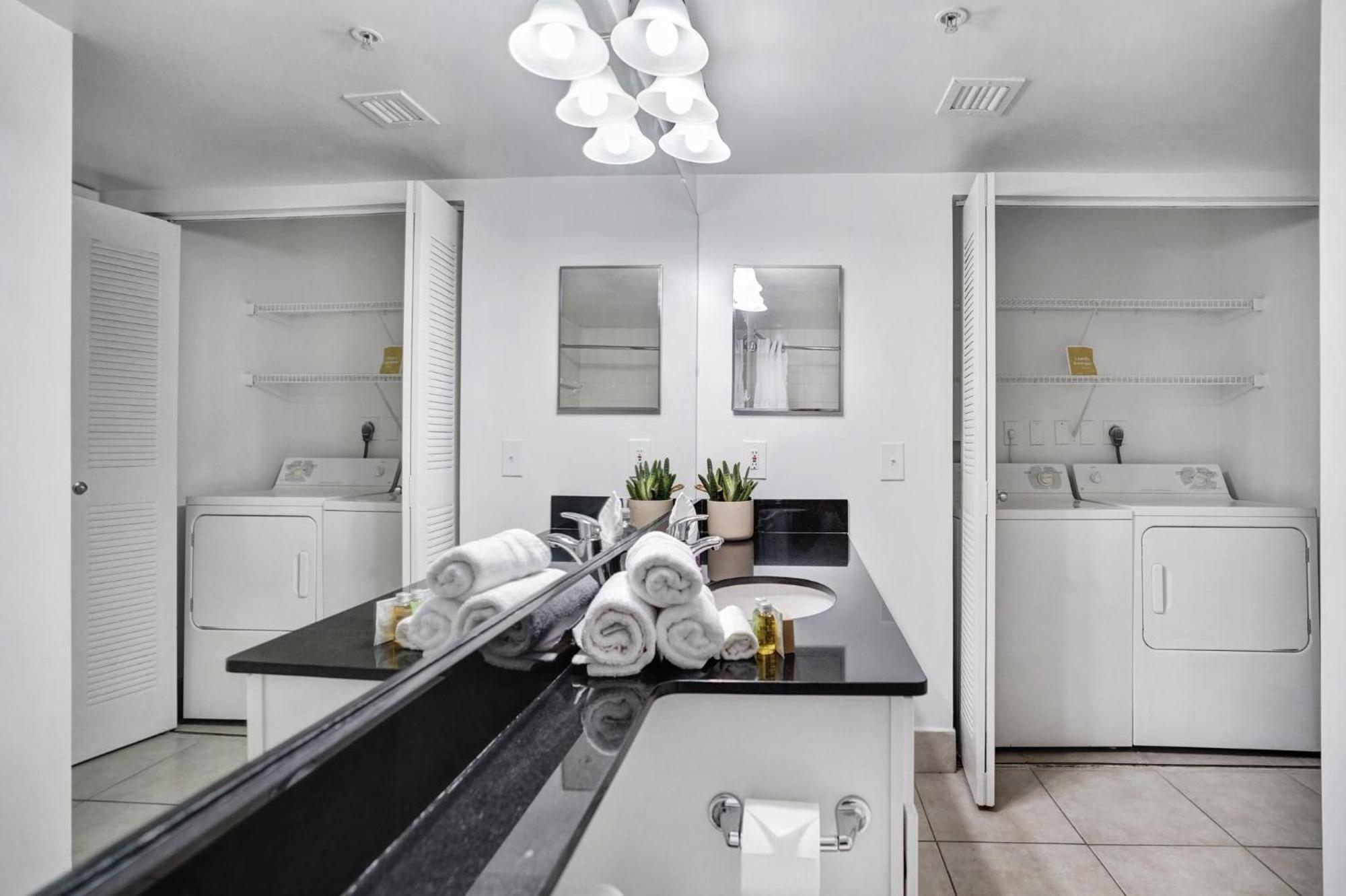 Dharma Home Suites Coral Gables At Gables Grand Plaza Miami Cameră foto