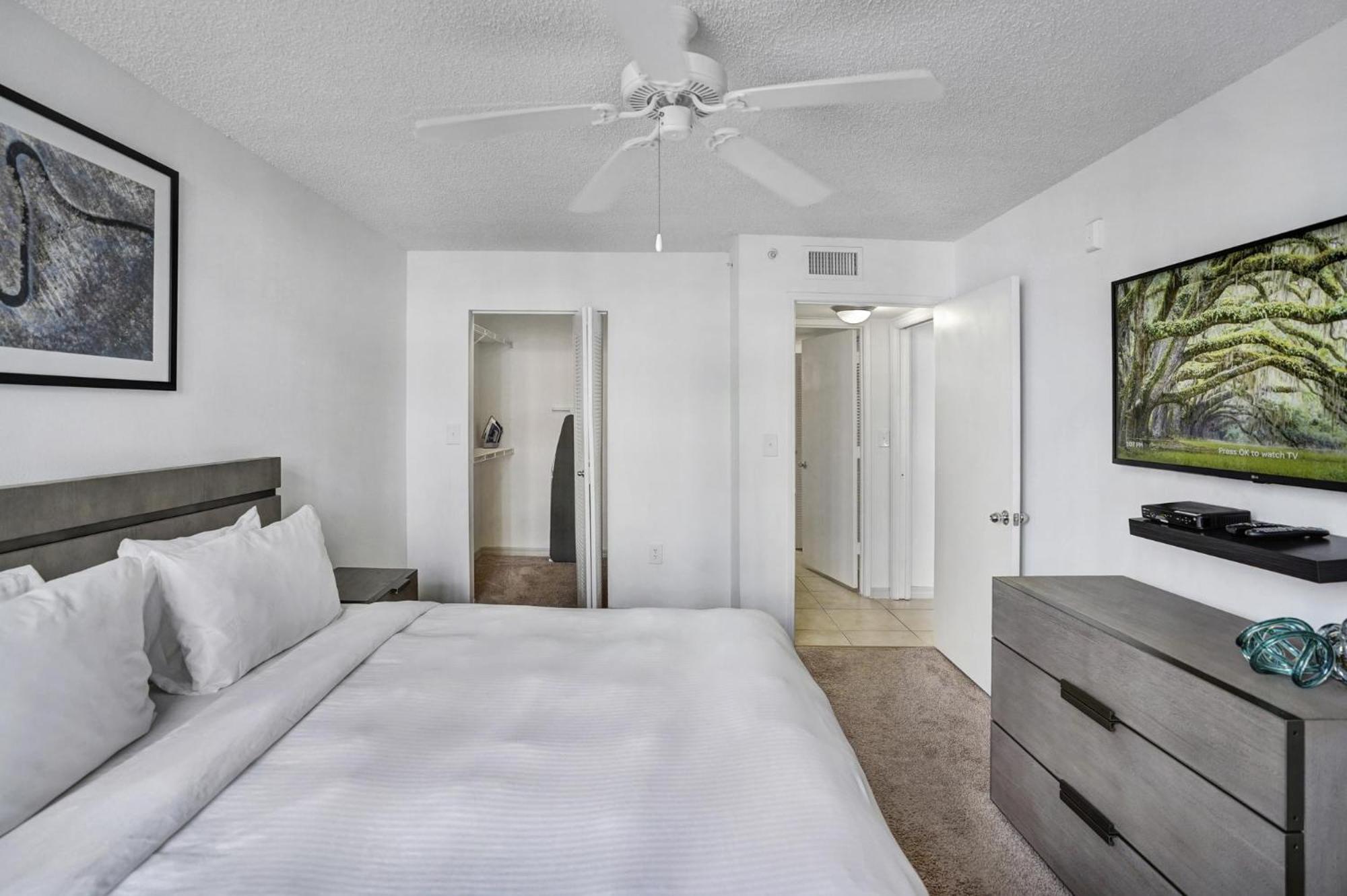 Dharma Home Suites Coral Gables At Gables Grand Plaza Miami Cameră foto
