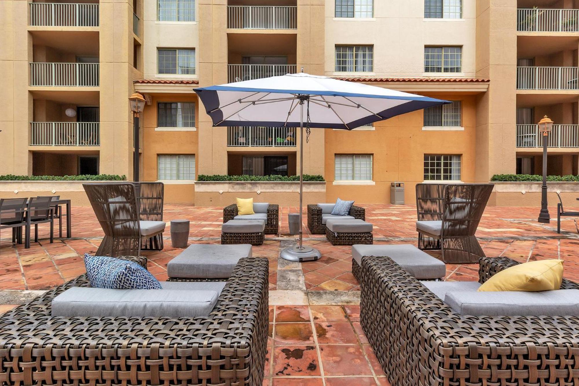 Dharma Home Suites Coral Gables At Gables Grand Plaza Miami Cameră foto